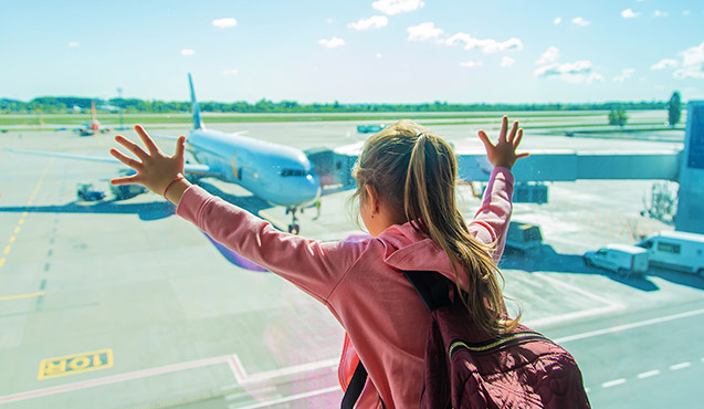 Book Cheap plane tickets for students with holidaybreakz